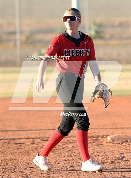 Thumbnail 2 in Ironwood Ridge vs Liberty (Sunrise Mountain Invitational) photogallery.