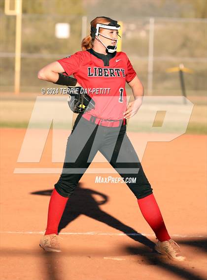 Thumbnail 3 in Ironwood Ridge vs Liberty (Sunrise Mountain Invitational) photogallery.