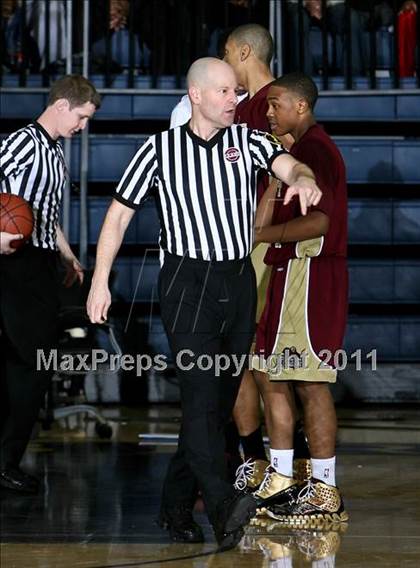 Thumbnail 2 in St. Anthony vs. Boys & Girls (SNY Invitational) photogallery.