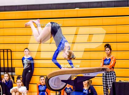 Thumbnail 1 in Sunflower League Meet photogallery.