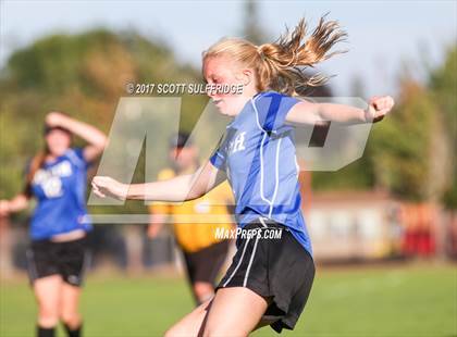 Thumbnail 3 in South Meford @ Roseburg photogallery.