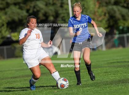 Thumbnail 1 in South Meford @ Roseburg photogallery.