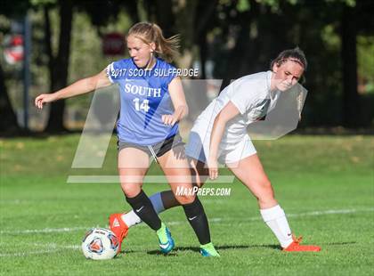 Thumbnail 1 in South Meford @ Roseburg photogallery.