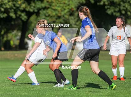 Thumbnail 1 in South Meford @ Roseburg photogallery.