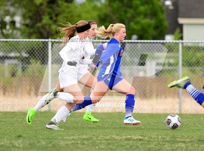 Thumbnail 1 in Cherry Creek @ Smoky Hill photogallery.