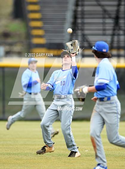 Thumbnail 2 in Cleveland @ Hixson photogallery.