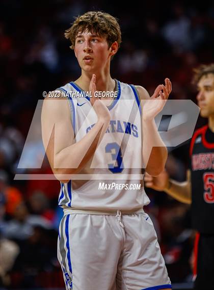 Thumbnail 1 in Lincoln East vs. Omaha Westside (NSAA Class A Quarterfinal) photogallery.