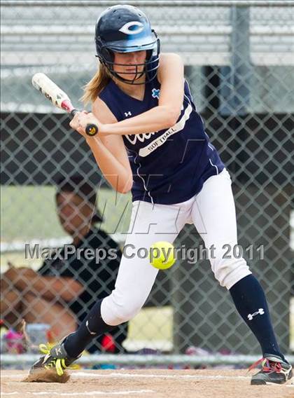 Thumbnail 1 in Alvin vs Fort Bend Clements (Region III Bi-District) photogallery.