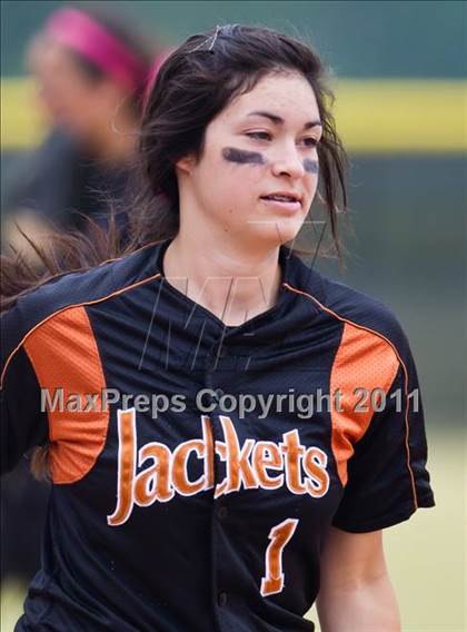 Thumbnail 3 in Alvin vs Fort Bend Clements (Region III Bi-District) photogallery.