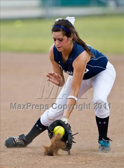 Thumbnail 1 in Alvin vs Fort Bend Clements (Region III Bi-District) photogallery.