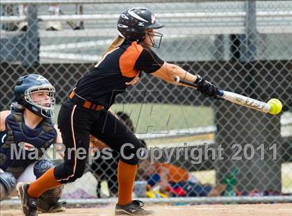 Thumbnail 2 in Alvin vs Fort Bend Clements (Region III Bi-District) photogallery.