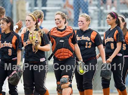 Thumbnail 3 in Alvin vs Fort Bend Clements (Region III Bi-District) photogallery.