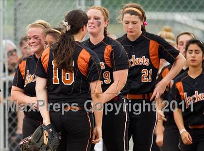 Thumbnail 1 in Alvin vs Fort Bend Clements (Region III Bi-District) photogallery.