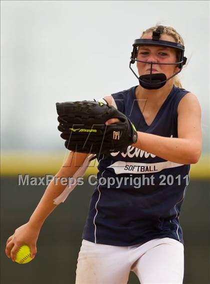 Thumbnail 1 in Alvin vs Fort Bend Clements (Region III Bi-District) photogallery.