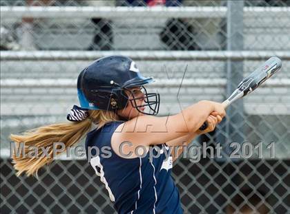 Thumbnail 2 in Alvin vs Fort Bend Clements (Region III Bi-District) photogallery.