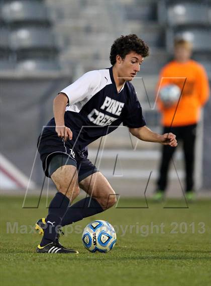 Thumbnail 3 in Pine Creek vs. Rock Canyon (CHSAA 5A Final) photogallery.