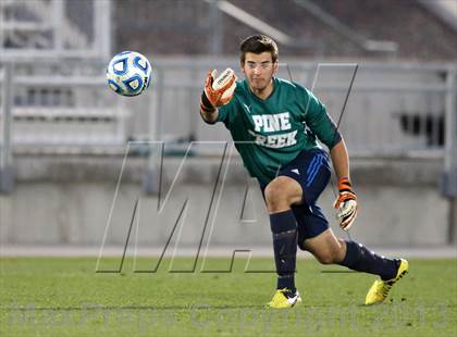 Thumbnail 3 in Pine Creek vs. Rock Canyon (CHSAA 5A Final) photogallery.