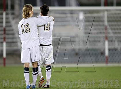 Thumbnail 1 in Pine Creek vs. Rock Canyon (CHSAA 5A Final) photogallery.