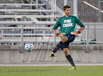 Thumbnail 2 in Pine Creek vs. Rock Canyon (CHSAA 5A Final) photogallery.