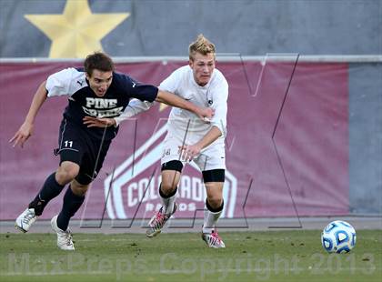 Thumbnail 3 in Pine Creek vs. Rock Canyon (CHSAA 5A Final) photogallery.