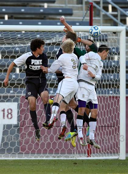 Thumbnail 1 in Pine Creek vs. Rock Canyon (CHSAA 5A Final) photogallery.