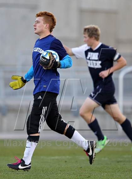 Thumbnail 3 in Pine Creek vs. Rock Canyon (CHSAA 5A Final) photogallery.