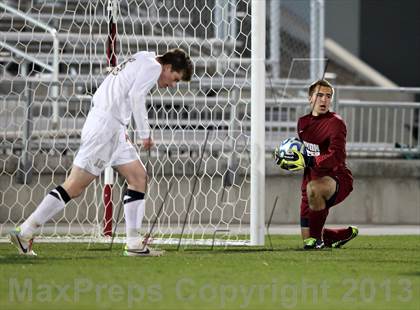 Thumbnail 2 in Pine Creek vs. Rock Canyon (CHSAA 5A Final) photogallery.