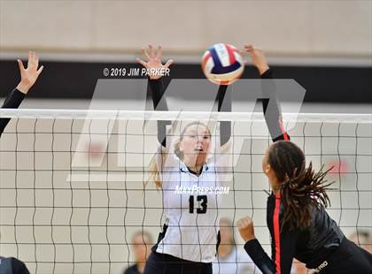 Thumbnail 1 in Bowie @ Vandegrift  photogallery.