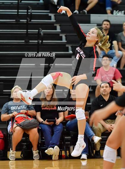 Thumbnail 2 in Bowie @ Vandegrift  photogallery.