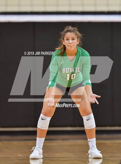 Thumbnail 3 in Bowie @ Vandegrift  photogallery.