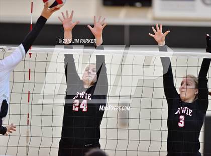 Thumbnail 2 in Bowie @ Vandegrift  photogallery.