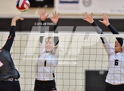 Thumbnail 1 in Bowie @ Vandegrift  photogallery.