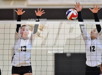Thumbnail 1 in Bowie @ Vandegrift  photogallery.