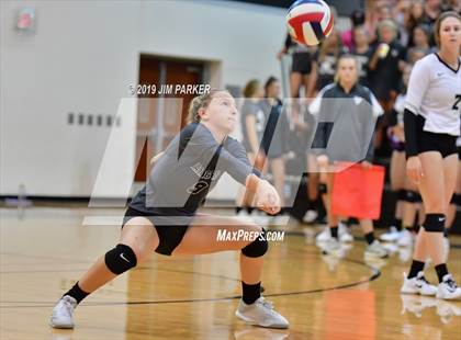 Thumbnail 1 in Bowie @ Vandegrift  photogallery.