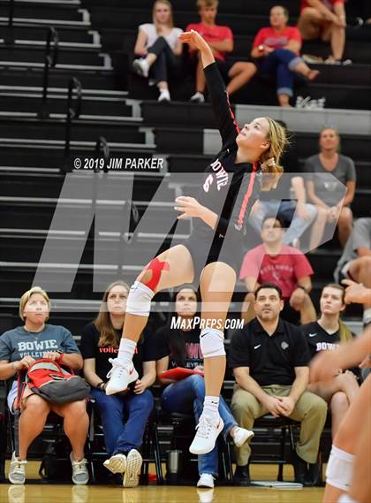 Thumbnail 1 in Bowie @ Vandegrift  photogallery.