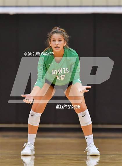 Thumbnail 3 in Bowie @ Vandegrift  photogallery.