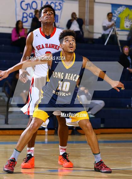 Thumbnail 1 in Redondo Union vs. Millikan (MLK Day Showdown) photogallery.