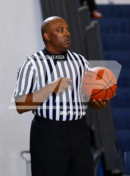 Thumbnail 1 in Redondo Union vs. Millikan (MLK Day Showdown) photogallery.