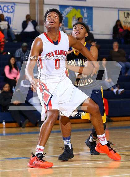 Thumbnail 1 in Redondo Union vs. Millikan (MLK Day Showdown) photogallery.