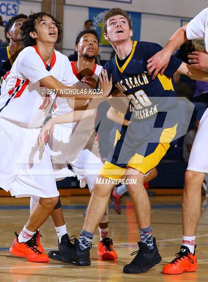 Thumbnail 1 in Redondo Union vs. Millikan (MLK Day Showdown) photogallery.