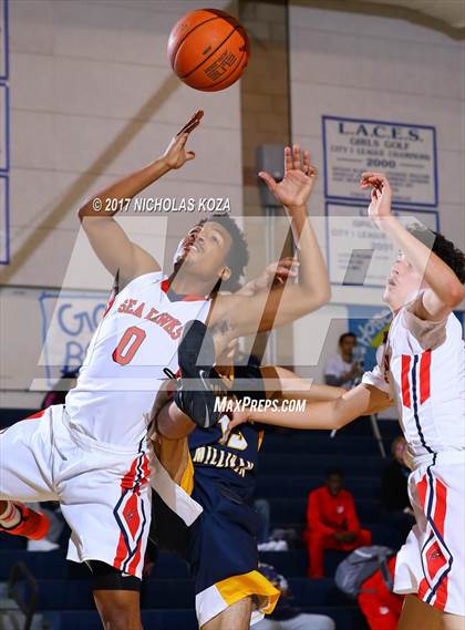 Thumbnail 1 in Redondo Union vs. Millikan (MLK Day Showdown) photogallery.