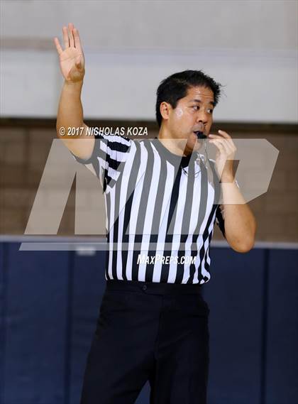 Thumbnail 2 in Redondo Union vs. Millikan (MLK Day Showdown) photogallery.