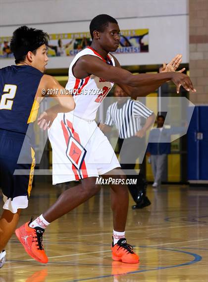 Thumbnail 3 in Redondo Union vs. Millikan (MLK Day Showdown) photogallery.