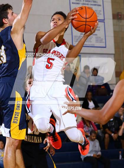 Thumbnail 3 in Redondo Union vs. Millikan (MLK Day Showdown) photogallery.
