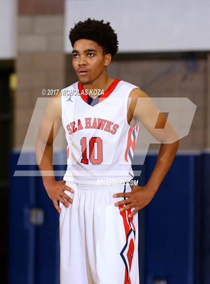 Thumbnail 1 in Redondo Union vs. Millikan (MLK Day Showdown) photogallery.
