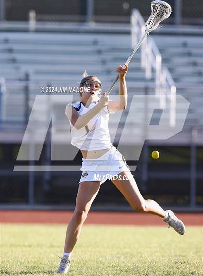 Thumbnail 3 in Menlo-Atherton @ Menlo (CIF CCS Division 1 Semifinal) photogallery.