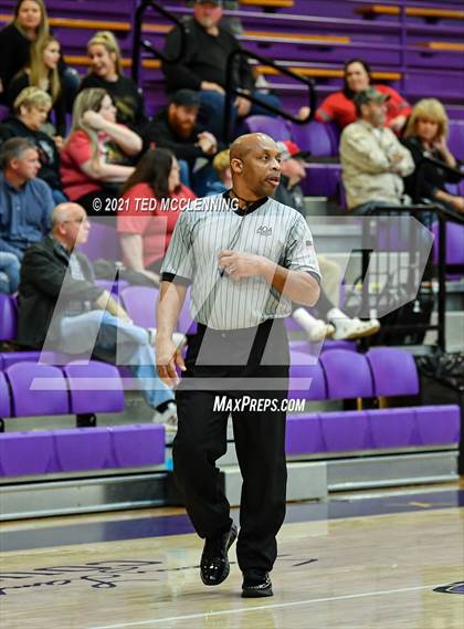 Thumbnail 3 in Glen Rose vs Perryville (Fountain Lake Christmas Classsic) photogallery.