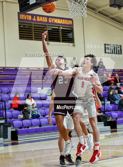 Thumbnail 2 in Glen Rose vs Perryville (Fountain Lake Christmas Classsic) photogallery.
