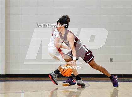 Thumbnail 3 in Glen Rose vs Perryville (Fountain Lake Christmas Classsic) photogallery.