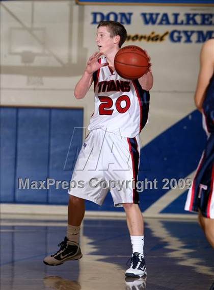 Thumbnail 3 in Canyon @ Tesoro (OC North-South Challenge) photogallery.